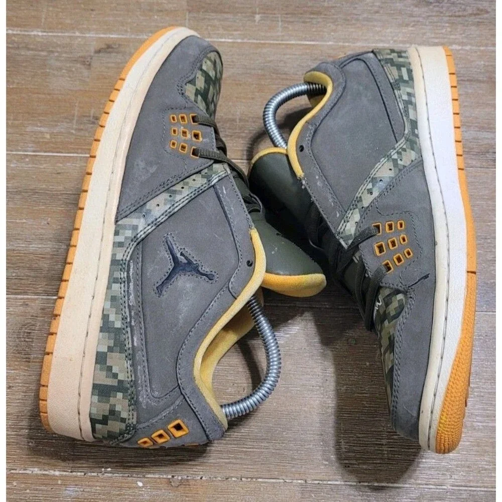 Size 8 - Air Jordan 1 Flight Low Digi Camo Men's Shoes Green Orange RARE 2012